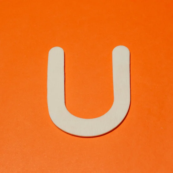Uppercase Bokstav Trä Struktur Orange Bakgrund — Stockfoto