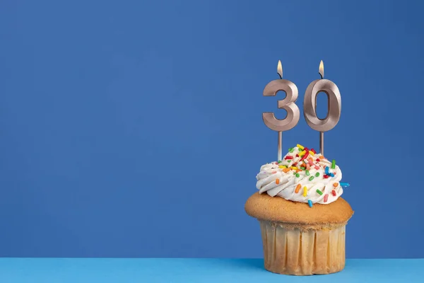 Cupcake Compleanno Sfondo Blu Numero Candela Rosa — Foto Stock
