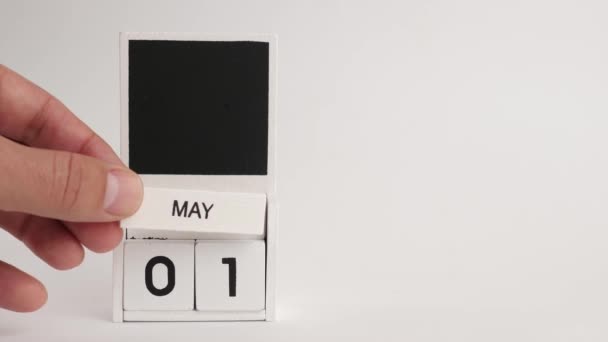 日期为5月1日的日历和一个供设计师使用的地方 特定日期事件的说明性说明 — 图库视频影像
