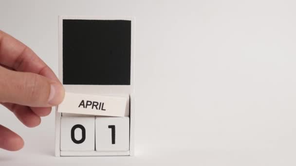日期为4月1日的日历和一个供设计师使用的地方 特定日期事件的说明性说明 — 图库视频影像
