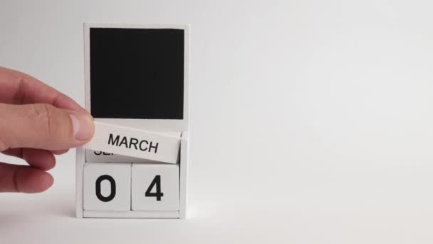 日期为3月4日的日历和一个设计师的位置 特定日期事件的说明性说明 — 图库视频影像