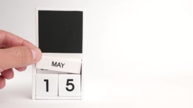 15 Mayıs tarihli takvim ve tasarımcılar için bir yer. Belirli bir tarihteki olay için illüstrasyon.