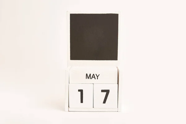 Kalender Mit Dem Datum Mai Und Ein Ort Für Designer — Stockfoto