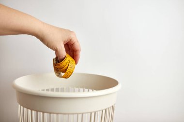 Ölçüm bandı yok edilmeli ve geri dönüştürülmeli.