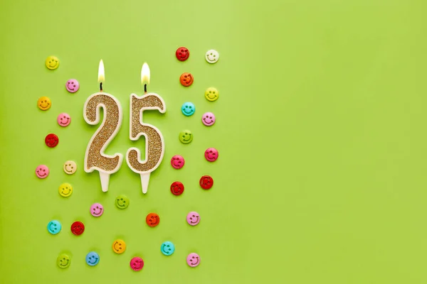 Number Pastel Green Background Colored Emoticons Happy Birthday Candles Concept — Stock Photo, Image
