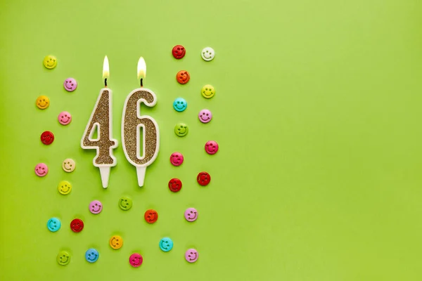 Number Pastel Green Background Colored Emoticons Happy Birthday Candles Concept — Stock Photo, Image