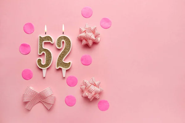 Pastel Pembe Arka Planda Şenlikli Dekorlu Numara Mutlu Doğum Günü — Stok fotoğraf