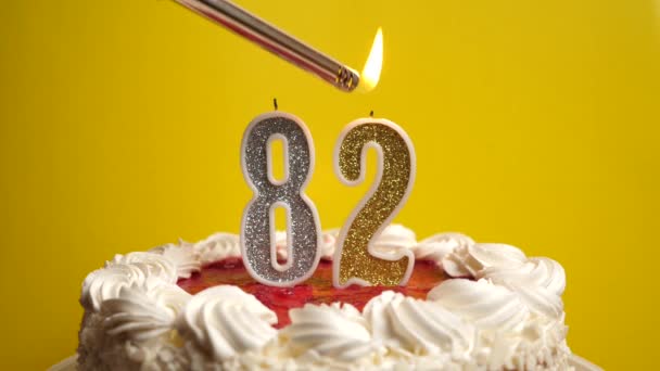 케이크에 과같은 형식의 생일이나 기념비적 행사를 기념하는 기념식의 — 비디오