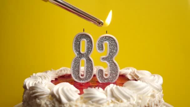 케이크에 모양의 붙인다 생일이나 기념비적 행사를 기념하는 기념식의 — 비디오