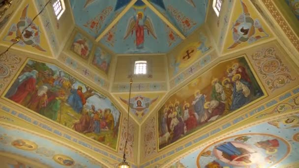 Innenraum Architektur Der Orthodoxen Kirche Mit Malerei Und Ikonostase Kirchen — Stockvideo
