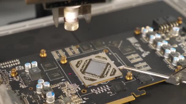 Infrarood Soldeerstation Setup Gpu Chip Desolderen Proces Onderhoud Reparatie Van — Stockvideo