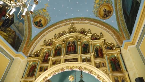 Interior Arquitectura Iglesia Ortodoxa Con Pintura Iconostasis Panikadylo — Vídeo de stock