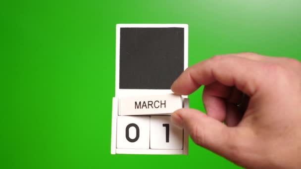 日期为3月1日的日历 绿色背景用于切割 特定日期事件的说明性说明 — 图库视频影像