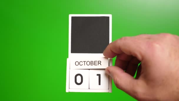 日期为10月1日的日历 绿色背景 特定日期事件的说明性说明 — 图库视频影像