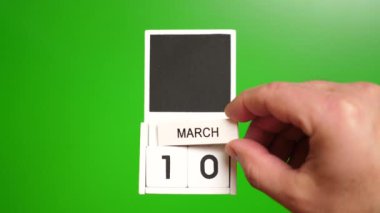 10 Mart tarihli takvim yeşil arka planda. Belirli bir tarihteki olay için illüstrasyon.