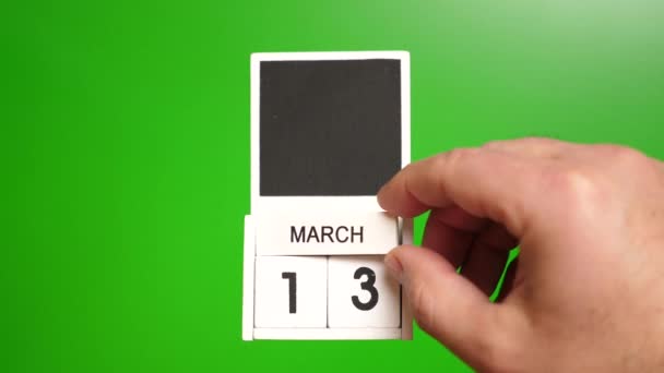 Kalender Met Datum Maart Een Groene Achtergrond Illustratie Voor Een — Stockvideo