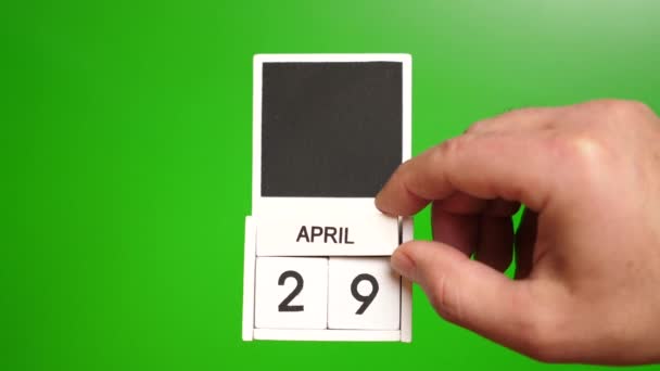 Kalender Mit Dem Datum April Auf Grünem Hintergrund Illustration Für — Stockvideo