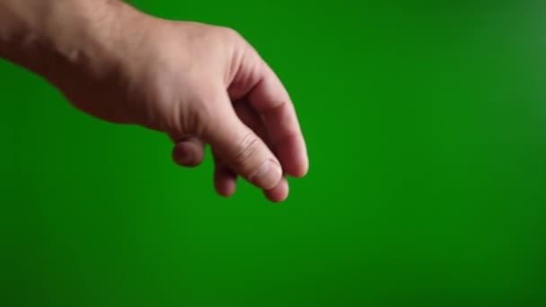 Muž Ukazuje Solné Gesto Prsty Zeleném Pozadí — Stock video