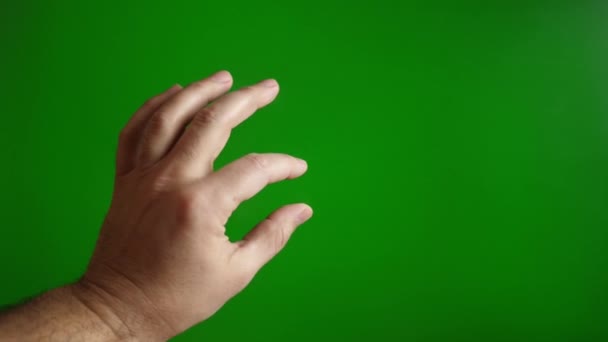 Yeşil Ekrandaki Bir Erkek Eli Görüntüyü Büyütmek Için Bir Jest — Stok video