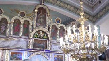 Bir Doğu Avrupa kilisesine ait Iconostasis. Dini kültür.