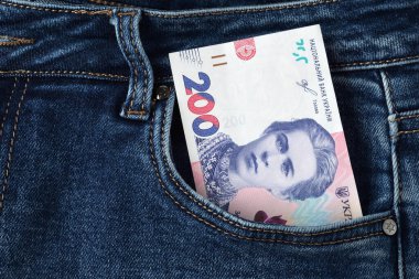 Pantolon cebinde Ukrayna Hryvnia 'sı