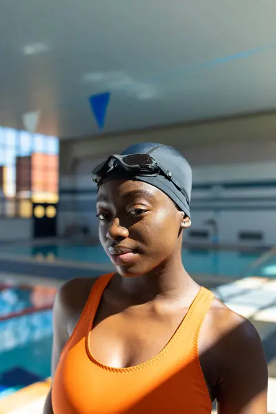 Close Portrait Black Young Woman Looking Camera Heated Swimming Pool — Stock Photo, Image