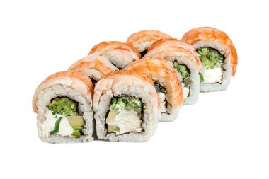 Havyarlı suşi, karides ve ton balığı, beyaz arka planda avokado. Tecrit. Boşluğu kopyala