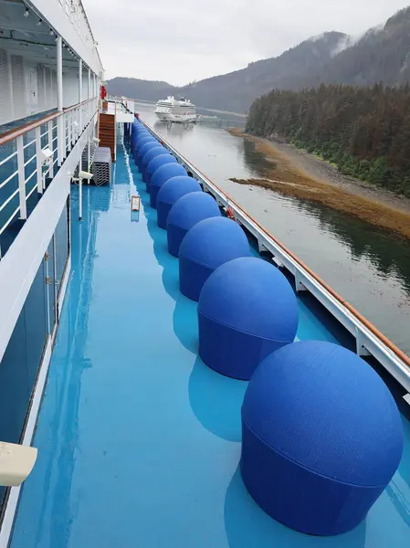 Privacy Baskets Cruise Ship Rainy Day — Stock Photo, Image