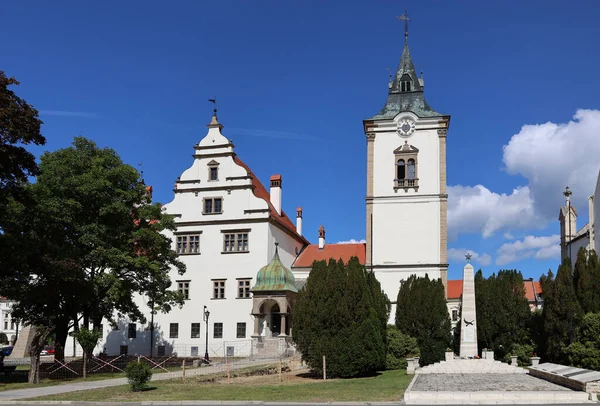 Středověká Katedrála Památka Sovětských Vojáků Levoči Slovensku — Stock fotografie