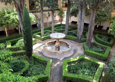 Cordoba Katedrali 'ndeki şaibeli avlu