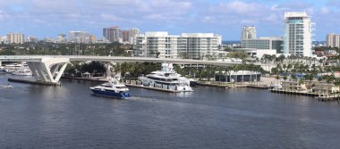 Fort Lauderdale 'de deniz manzarası yoğun.