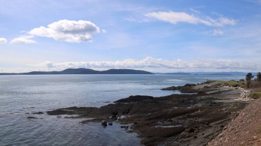 İngiliz Kolombiya adalarının volkanik plajları