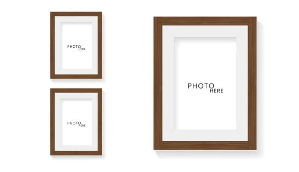 Set Van Twee Frames Mock Geïsoleerde Witte Muur Ontwerp Fotolijsten — Stockvector