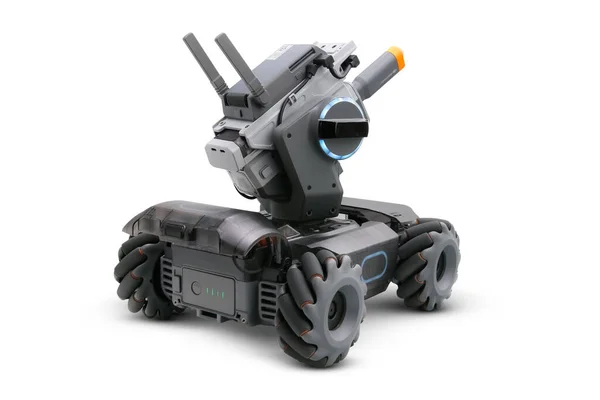 Robomaster 终极可编程教育机器人 白色背景隔离 — 图库照片#