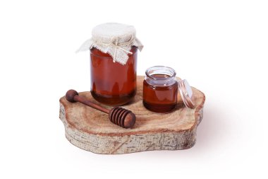 Taze zencefil ve ahşap bal kavanozlu organik bal kavanozu kırsal ahşap tahta tahtada sağlık ve sağlık için doğal tedavi