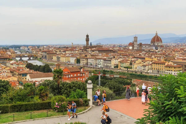 Florenz Italien September 2018 Unbekannte Bewundern Den Blick Auf Die — Stockfoto