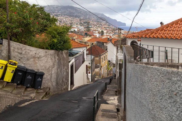 Funchal Portugal Agosto 2021 Este Descenso Empinado Por Calle Dos — Foto de Stock