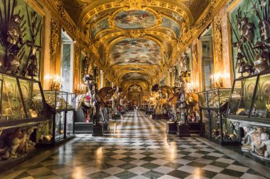 TURIN, İTALYA - 16 MAYIS 2018 Burası Kraliyet Sarayı Cephanelik Odası.