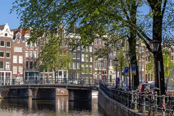 Amsterdam Niderlandy Maj 2013 Jest Kanał Singel Mostem Heibrug Przez — Zdjęcie stockowe