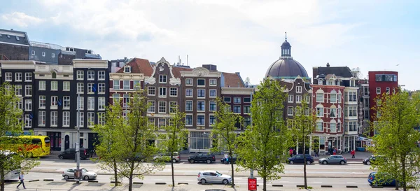 Amsterdam Netherlands May 2013 Historic Residential Buildings Prins Hendrikkade Embankment — Stock Photo, Image