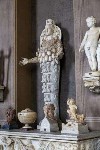Rzym Watykan Marth 2023 Rzymska Kopia Greckiego Posągu Artemidy Efezu — Zdjęcie stockowe