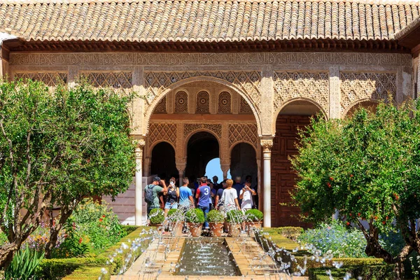 Granada España Mayo 2017 Este Grupo Turistas Identificados Recorrido Por — Foto de Stock