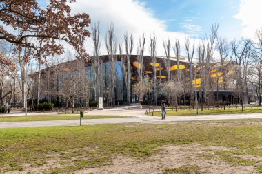 BUDAPEST, HUNGARY - 13 MARTH 2023: Bu Varosliget Park 'taki Macar Müziği Evi' nin modern binası..