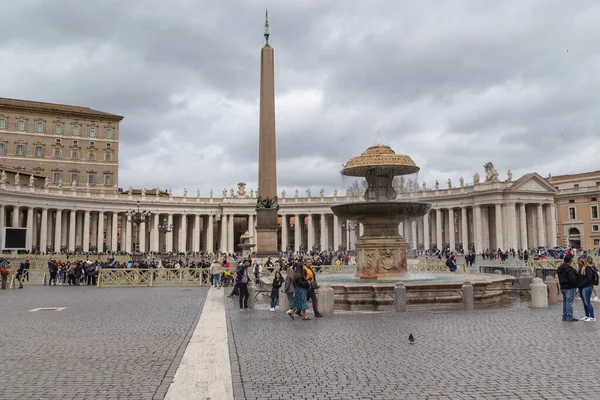 Rome Vatican Marth 2023 Bernini Nin Fıskiyesi Vatikan Dikilitaşı Yarı — Stok fotoğraf