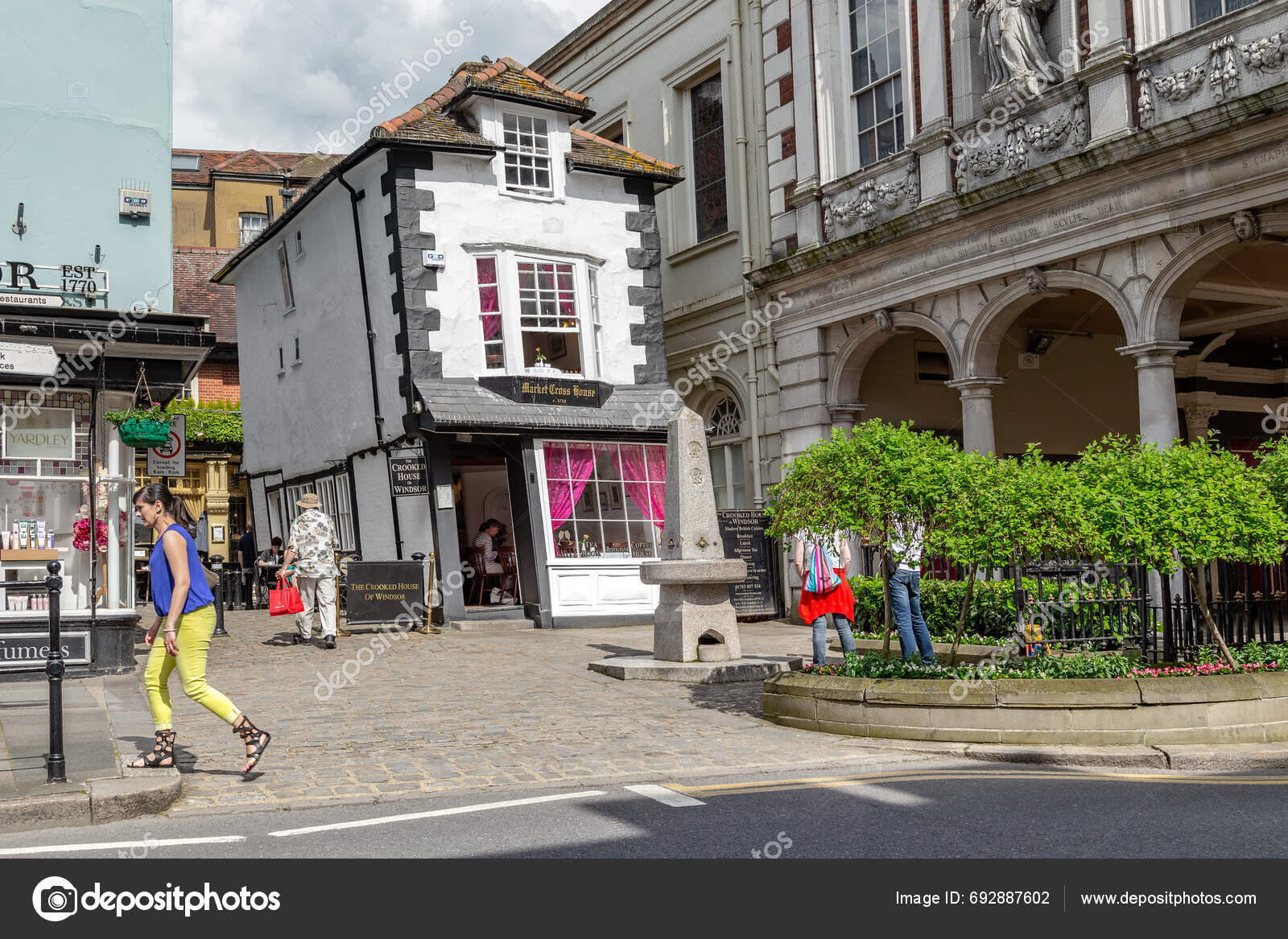 Windsor Great Britain May 2014 Crooked House Windsor Oldest Tea Stock