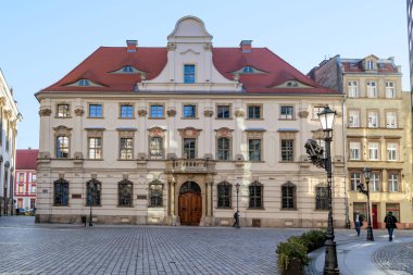 WROCLAW, POLAND - 4 Kasım 2023 Burası Üniversite Meydanı 'ndaki Antropoloji Müzesi' nin barok binası..