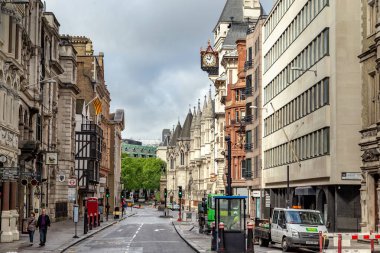 LONDON, GREAT BRITAIN - 10 Mayıs 2014: Bu Strand, Westminster ve City bölgelerini birbirine bağlar..