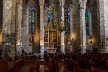 BARCELONA, İSPAN - 17 Mayıs. 2017: Burası Santa Maria del Mar Bazilikası 'ndaki Umut Anıtı Kilisesi..