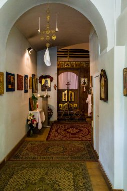 GİRONA, İSPAN - 14 Mayıs 2017: Bu, Merhametli Hanımefendimizin Ortodoks Kilisesi 'nin içidir..