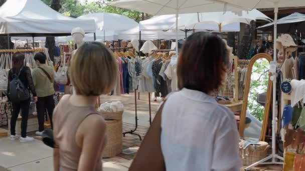 Chiang Mai Thailand May 2023 People Enjoy Time Shopping Exploring — Stock Video